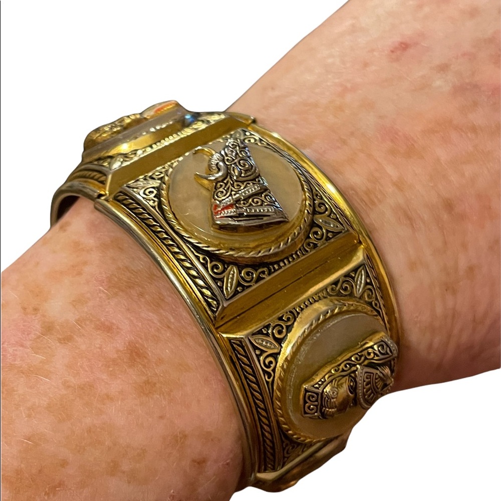 Vintage 1940 Gold plated Damascene Bangle bracelet matador bull flamencio Dancer - Picture 9 of 10